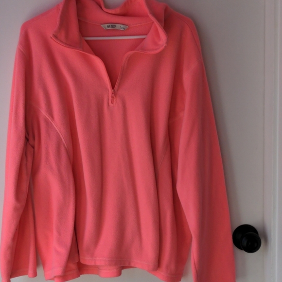 Coral colored lightweight pullover sweater - Picture 2 of 3